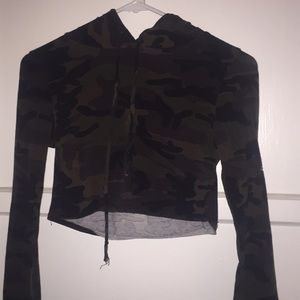 Camo crop top